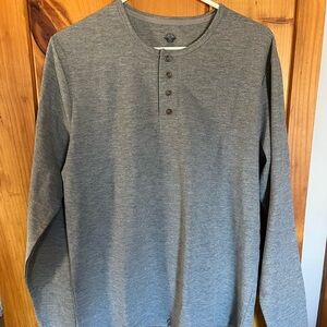 Dockers Gray Long Sleeve Tee Versatile Comfort